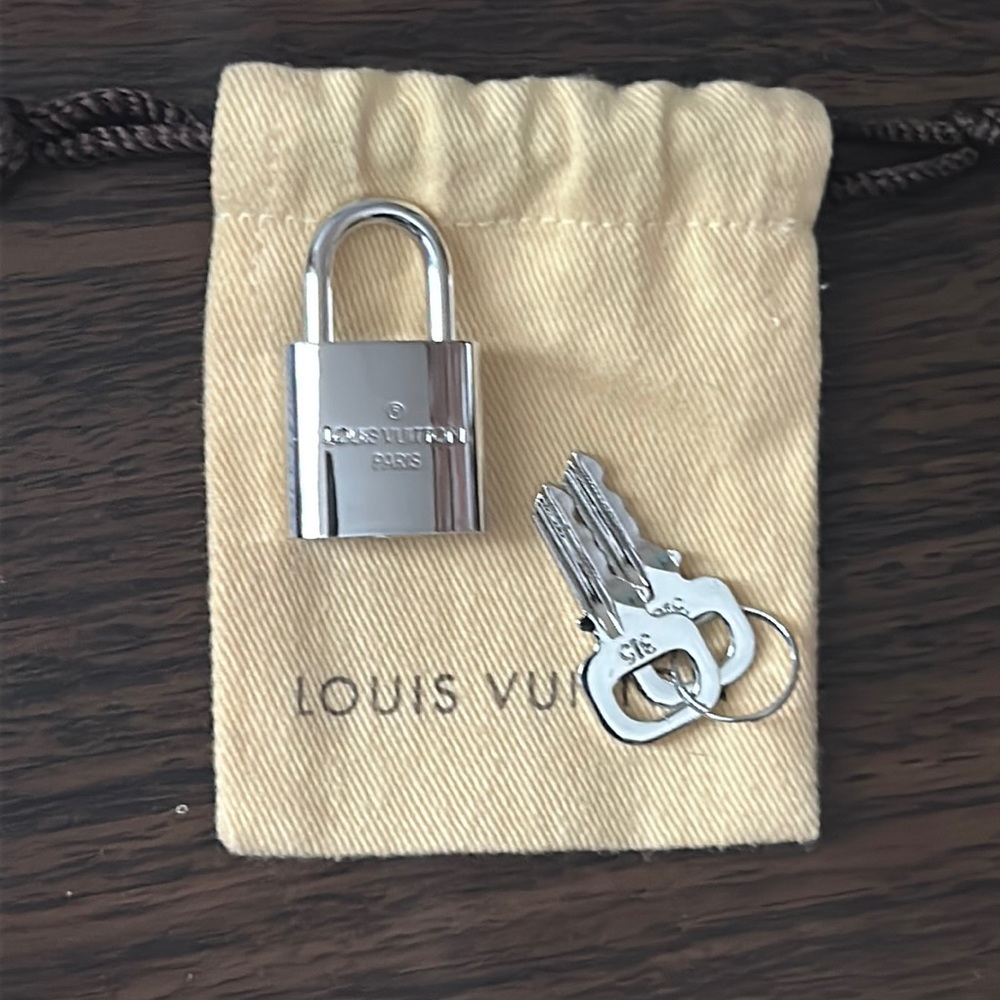 Louis Vuitton Silver Lock & Key